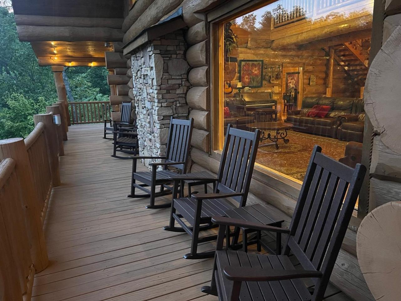 Big Bear Ridge - Breathtaking Mountain Views And Private Forest Scenes In Amazing Large Log *
